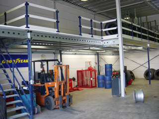 Lagerbühnen - Anfrage Formular Lagerbühne