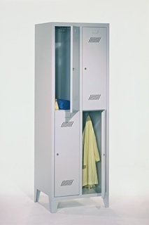 Kleider-Schließfachschrank mit Füßen, 2 tlg.= 4 Fächer, Drehriegelschloss, 1850 x 630 x 500 mm, RAL 7035 - Lichtgrau 