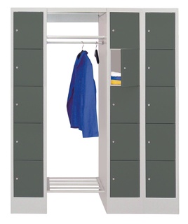 Offene Garderobe mit Schließfachschränken, Abteilbreite 300 mm, 1850 x 1500 x 500 mm, RAL 6011 - Resedagrün 